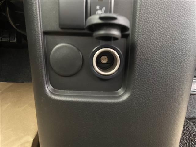 ワゴンＲ ＦＸ　届出済未使用車　後席アンブレラホルダー、衝突軽減ブレーキ、横滑り防止機能、キーレスエントリー、スマートキー　プッシュスタート　インパネＣＶＴ（26枚目）