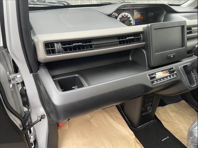 ワゴンＲ ＦＸ　届出済未使用車　後席アンブレラホルダー、衝突軽減ブレーキ、横滑り防止機能、キーレスエントリー、スマートキー　プッシュスタート　インパネＣＶＴ（57枚目）