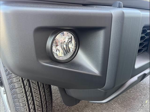 ジムニー XC 届出済未使用車 衝突被害軽減ブレーキ スマートキー プッシュスタート オートライト オートハイビーム クルーズコントロール オートエアコン パーキングセンサー 両側シートヒーター(11枚目)