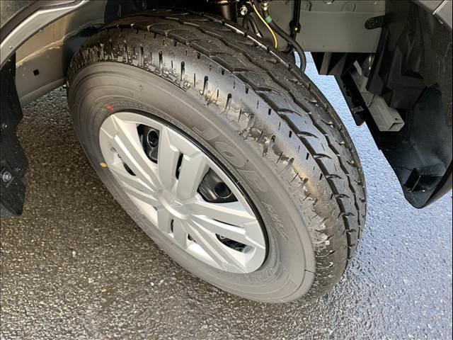 アトレー RS 届出済未使用車 両側パワースライドドア スマートキー プッシュスタート オートライト オートエアコン 電動格納ミラー 衝突被害軽減ブレーキ スマートアシスト(14枚目)