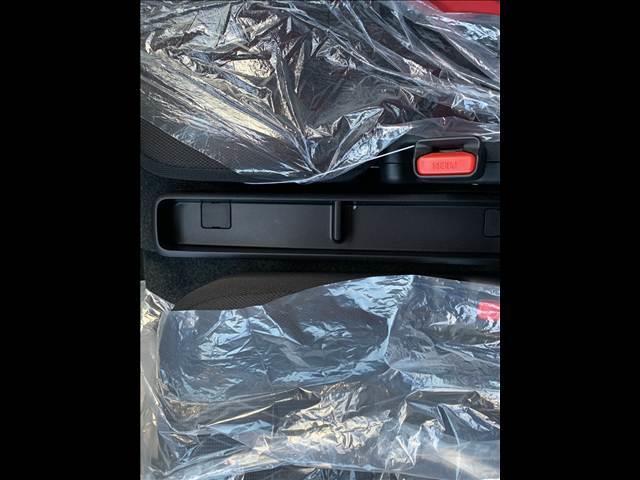 アトレー RS 届出済未使用車 両側パワースライドドア スマートキー プッシュスタート オートライト オートエアコン 電動格納ミラー 衝突被害軽減ブレーキ スマートアシスト(24枚目)