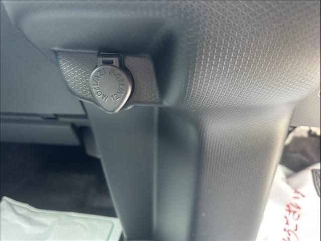 タント カスタムRS 届出済未使用車 禁煙車 スマートアシスト 衝突被害軽減ブレーキ プッシュスタート スマートキー 両側電動スライドドア ステアリングリモコン ヒートシーター LEDヘッドランプ フォグランプ(28枚目)