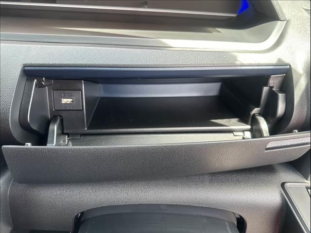 タント カスタムRS 届出済未使用車 禁煙車 スマートアシスト 衝突被害軽減ブレーキ プッシュスタート スマートキー 両側電動スライドドア ステアリングリモコン ヒートシーター LEDヘッドランプ フォグランプ(31枚目)