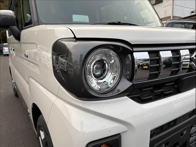 スペーシアギア ハイブリッドＸＺ　ターボ　届出済未使用車　両側パワースライドドア　シートヒーター　オートライト　オートハイビーム　スマートキー　プッシュスタート　電動格納ミラー（10枚目）