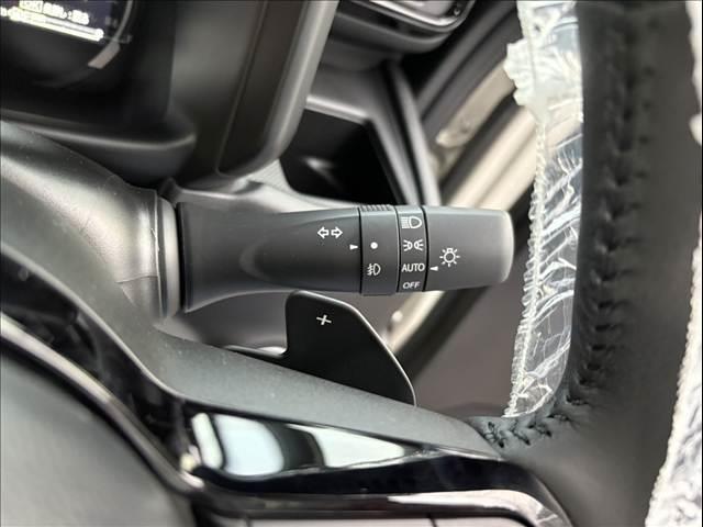 スペーシアギア ハイブリッドＸＺ　ターボ　届出済未使用車　両側パワースライドドア　シートヒーター　オートライト　オートハイビーム　スマートキー　プッシュスタート　電動格納ミラー（32枚目）