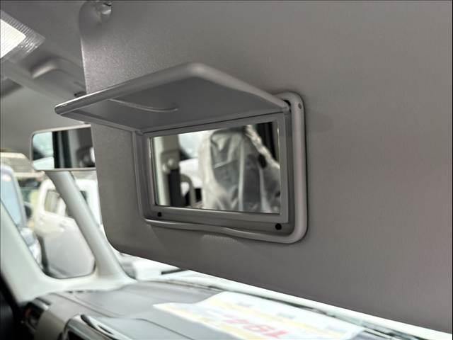 スペーシアギア ハイブリッドＸＺ　ターボ　届出済未使用車　両側パワースライドドア　シートヒーター　オートライト　オートハイビーム　スマートキー　プッシュスタート　電動格納ミラー（43枚目）