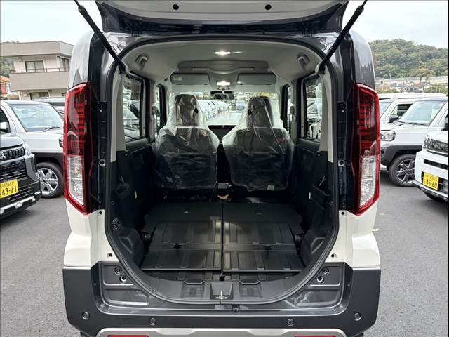 スペーシアギア ハイブリッドＸＺ　ターボ　届出済未使用車　両側パワースライドドア　シートヒーター　オートライト　オートハイビーム　スマートキー　プッシュスタート　電動格納ミラー（60枚目）