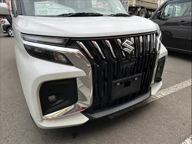 当店では身体障害者用の装置、運転補助用具も取り付けられます。詳しくは販売員までお声掛け下さい。