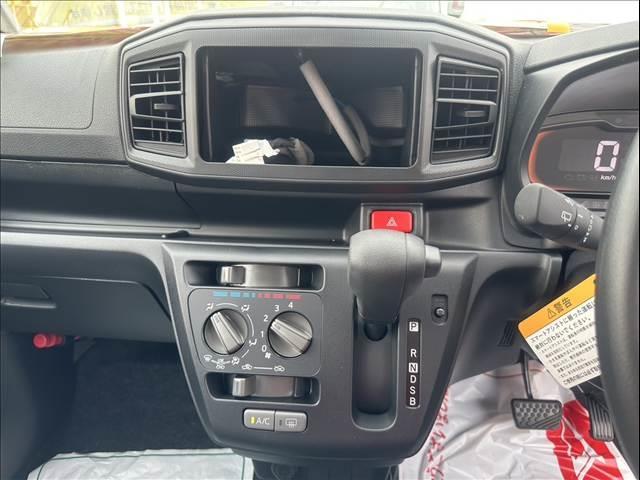 登録済み未使用車とは初度届出された車輌で、使用または運行等に供されていない中古車です！