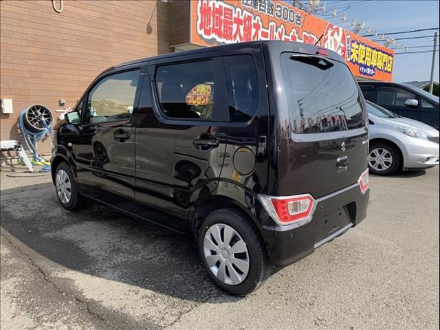 ワゴンＲ ＦＸ　届出済未使用車　後席アンブレラホルダー、衝突軽減ブレーキ、横滑り防止機能、キーレスエントリー、スマートキー　プッシュスタート　インパネＣＶＴ（8枚目）