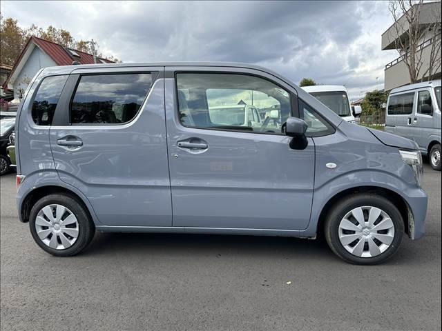 ワゴンＲ ＦＸ　届出済未使用車　後席アンブレラホルダー、衝突軽減ブレーキ、横滑り防止機能、キーレスエントリー、スマートキー　プッシュスタート　インパネＣＶＴ（11枚目）