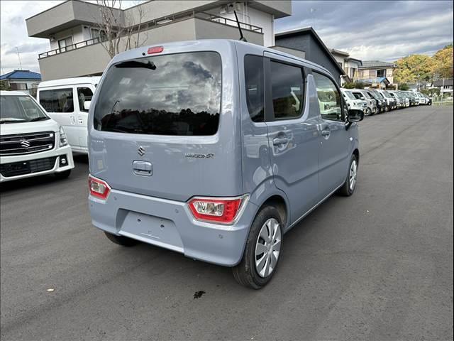 ワゴンＲ ＦＸ　届出済未使用車　後席アンブレラホルダー、衝突軽減ブレーキ、横滑り防止機能、キーレスエントリー、スマートキー　プッシュスタート　インパネＣＶＴ（12枚目）