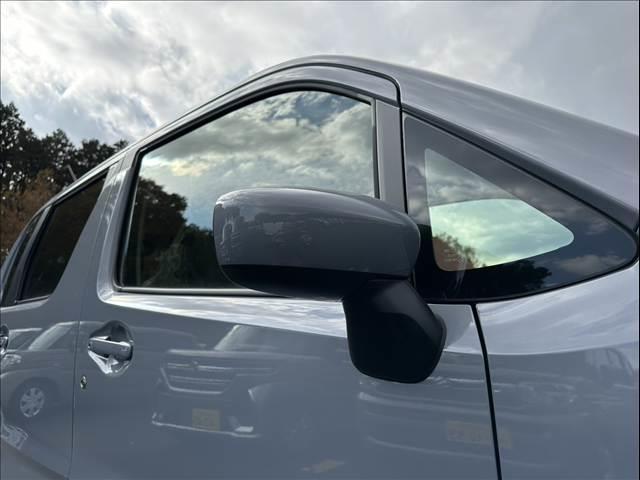 ワゴンＲ ＦＸ　届出済未使用車　後席アンブレラホルダー、衝突軽減ブレーキ、横滑り防止機能、キーレスエントリー、スマートキー　プッシュスタート　インパネＣＶＴ（16枚目）