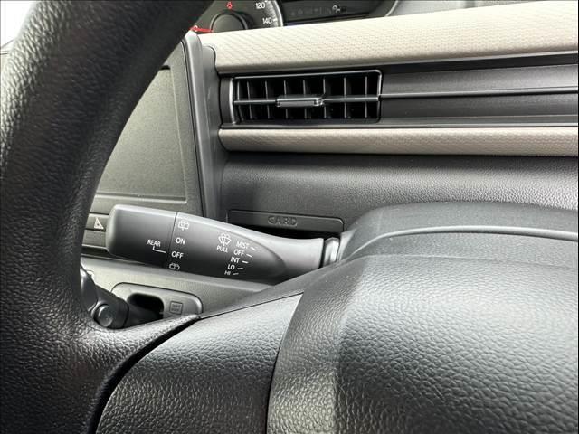 ワゴンＲ ＦＸ　届出済未使用車　後席アンブレラホルダー、衝突軽減ブレーキ、横滑り防止機能、キーレスエントリー、スマートキー　プッシュスタート　インパネＣＶＴ（28枚目）