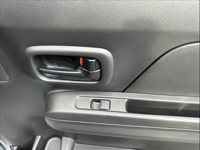 ワゴンＲ ＦＸ　届出済未使用車　後席アンブレラホルダー、衝突軽減ブレーキ、横滑り防止機能、キーレスエントリー、スマートキー　プッシュスタート　インパネＣＶＴ（35枚目）