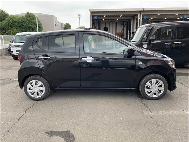 ミライース Ｘ　ＳＡＩＩＩ　届出済未使用車　衝突被害軽減ブレーキ　キーレス　エアコン　パワステ　パワーウインドウ　オートライト　オートハイビーム　パーキングセンサー　ＬＥＤヘッドランプ（5枚目）