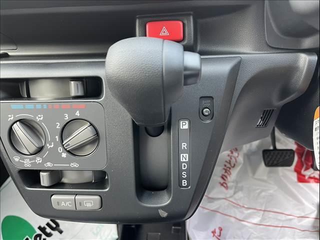 ミライース Ｌ　ＳＡＩＩＩ　届出済未使用車　衝突被害軽減ブレーキ　キーレス　エアコン　パワステ　パワーウインドウ　オートライト　オートハイビーム　パーキングセンサー（23枚目）