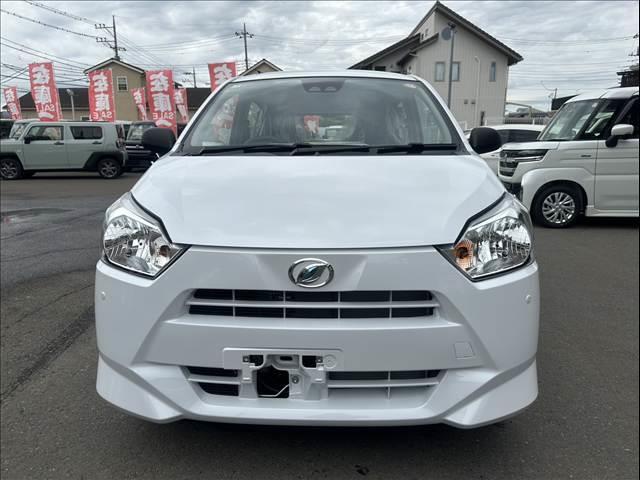 ミライース Ｌ　ＳＡＩＩＩ　届出済未使用車　衝突被害軽減ブレーキ　キーレス　エアコン　パワステ　パワーウインドウ　オートライト　オートハイビーム　パーキングセンサー（3枚目）