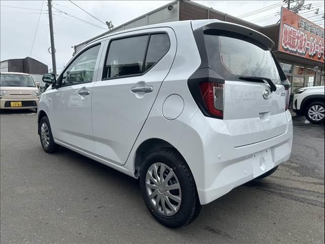 ミライース Ｌ　ＳＡＩＩＩ　届出済未使用車　衝突被害軽減ブレーキ　キーレス　エアコン　パワステ　パワーウインドウ　オートライト　オートハイビーム　パーキングセンサー（8枚目）