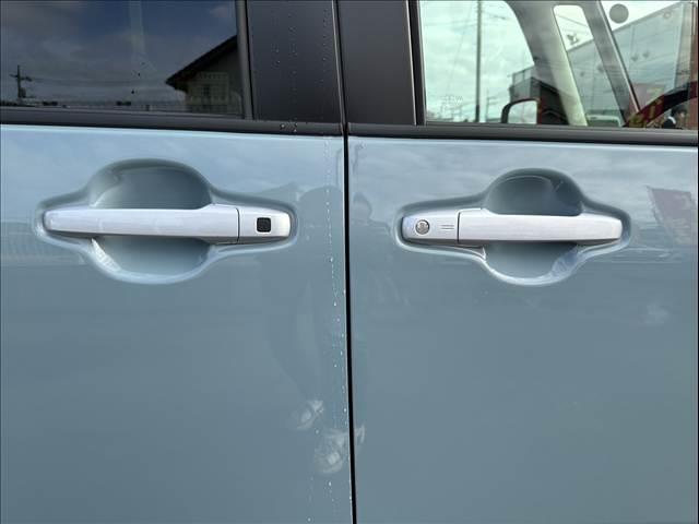 タント ファンクロス　（ｅｃｏ　ＩＤＬＥ非装着車）禁煙車　スマートアシスト　衝突被害軽減ブレーキ　プッシュスタート　両側電動スライドドア　ステアリングリモコン　ヒートシーター　ＬＥＤヘッドランプ（21枚目）