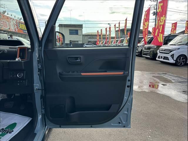 タント ファンクロス　（ｅｃｏ　ＩＤＬＥ非装着車）禁煙車　スマートアシスト　衝突被害軽減ブレーキ　プッシュスタート　両側電動スライドドア　ステアリングリモコン　ヒートシーター　ＬＥＤヘッドランプ（22枚目）