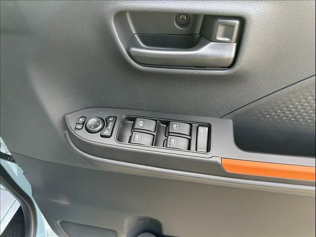 タント ファンクロス　（ｅｃｏ　ＩＤＬＥ非装着車）禁煙車　スマートアシスト　衝突被害軽減ブレーキ　プッシュスタート　両側電動スライドドア　ステアリングリモコン　ヒートシーター　ＬＥＤヘッドランプ（23枚目）