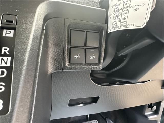 タント ファンクロス　（ｅｃｏ　ＩＤＬＥ非装着車）禁煙車　スマートアシスト　衝突被害軽減ブレーキ　プッシュスタート　両側電動スライドドア　ステアリングリモコン　ヒートシーター　ＬＥＤヘッドランプ（34枚目）