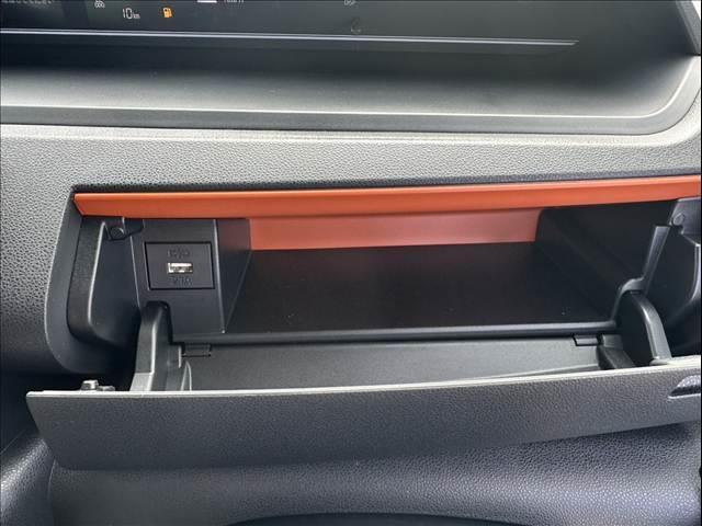 タント ファンクロス　（ｅｃｏ　ＩＤＬＥ非装着車）禁煙車　スマートアシスト　衝突被害軽減ブレーキ　プッシュスタート　両側電動スライドドア　ステアリングリモコン　ヒートシーター　ＬＥＤヘッドランプ（36枚目）