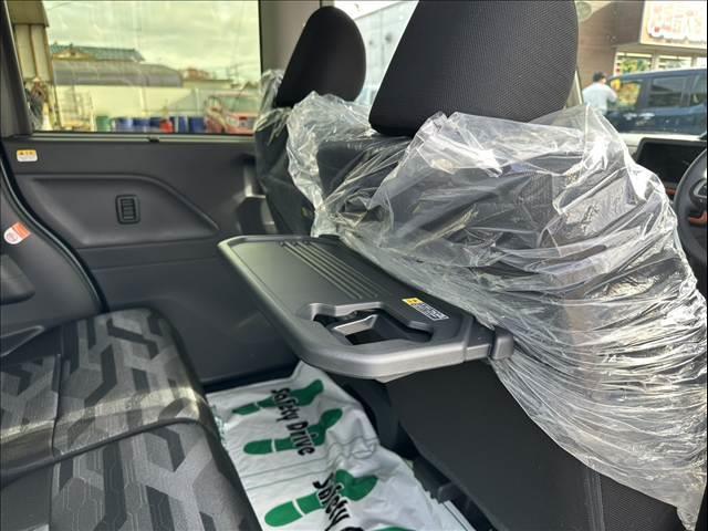 タント ファンクロス　（ｅｃｏ　ＩＤＬＥ非装着車）禁煙車　スマートアシスト　衝突被害軽減ブレーキ　プッシュスタート　両側電動スライドドア　ステアリングリモコン　ヒートシーター　ＬＥＤヘッドランプ（40枚目）