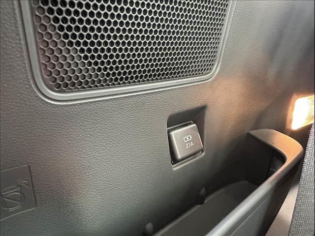 タント ファンクロス　（ｅｃｏ　ＩＤＬＥ非装着車）禁煙車　スマートアシスト　衝突被害軽減ブレーキ　プッシュスタート　両側電動スライドドア　ステアリングリモコン　ヒートシーター　ＬＥＤヘッドランプ（42枚目）