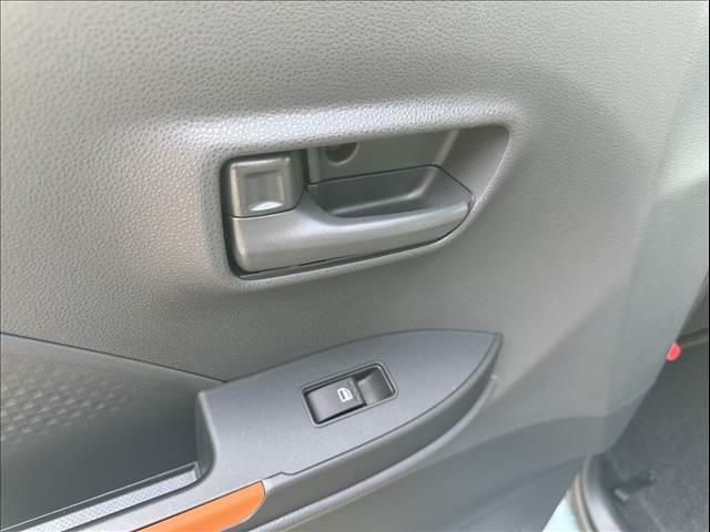 タント ファンクロス　（ｅｃｏ　ＩＤＬＥ非装着車）禁煙車　スマートアシスト　衝突被害軽減ブレーキ　プッシュスタート　両側電動スライドドア　ステアリングリモコン　ヒートシーター　ＬＥＤヘッドランプ（61枚目）