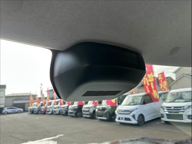 タント ファンクロス　（ｅｃｏ　ＩＤＬＥ非装着車）禁煙車　スマートアシスト　衝突被害軽減ブレーキ　プッシュスタート　両側電動スライドドア　ステアリングリモコン　ヒートシーター　ＬＥＤヘッドランプ（66枚目）