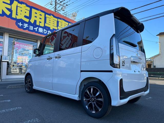 Ｎ－ＢＯＸカスタム コーディネートスタイル　届出済未使用車　禁煙車　ホンダセンシング　衝突被害軽減ブレーキ　アダプティブクルーズコントロール　スマートキー　両側電動スライドドア　電子パーキング　ＬＥＤヘッドランプ　レザー調シート　ヒートシーター（11枚目）