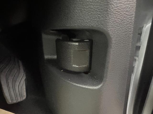 デリカミニ Ｇ　届出済未使用車　両側スライド片側電動スライドドア　衝突被害軽減ブレーキ　スマートキー　プッシュスタート　オートライト　オートハイビーム　バックカメラ　両側シートヒーター　電動格納ミラー（37枚目）