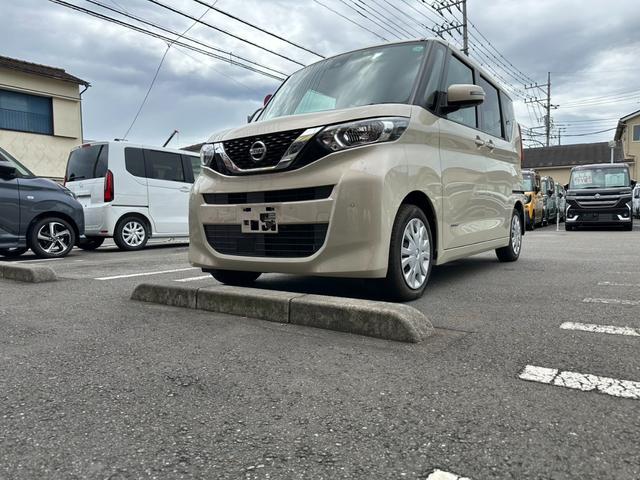 ルークス Ｘターボ　禁煙車　　衝突被害軽減ブレーキ　スマートキー　両側電動スライドドア　クリアランスソナー　アラウンドビューカメラ　サーキュレーター　ハンズフリーオートスライドドア　タッチパネルエアコン（3枚目）