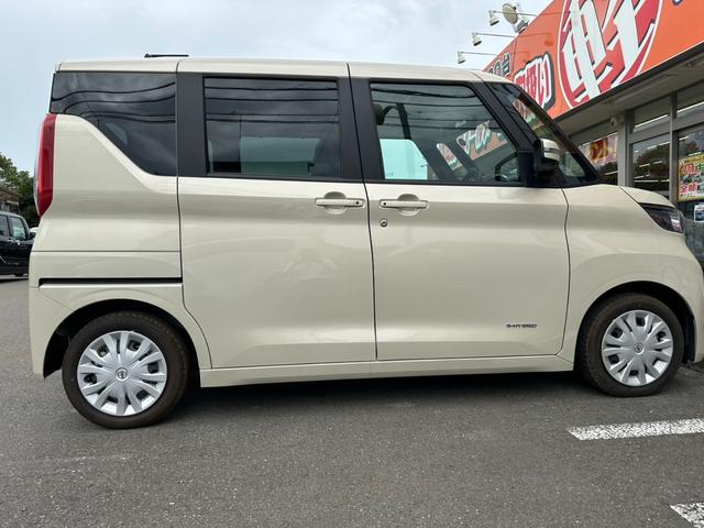 ルークス Ｘターボ　禁煙車　　衝突被害軽減ブレーキ　スマートキー　両側電動スライドドア　クリアランスソナー　アラウンドビューカメラ　サーキュレーター　ハンズフリーオートスライドドア　タッチパネルエアコン（9枚目）