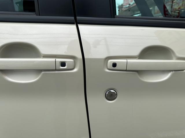 ルークス Ｘターボ　禁煙車　　衝突被害軽減ブレーキ　スマートキー　両側電動スライドドア　クリアランスソナー　アラウンドビューカメラ　サーキュレーター　ハンズフリーオートスライドドア　タッチパネルエアコン（10枚目）