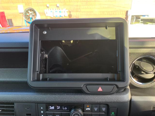 N-BOXカスタム ベースグレード 届出済未使用車 両側スライド片側電動スライドドア スマートキー プッシュスタート バックカメラ 電動パーキングブレーキ オートブレーキホールド オートライト オートエアコン サンシェード(18枚目)