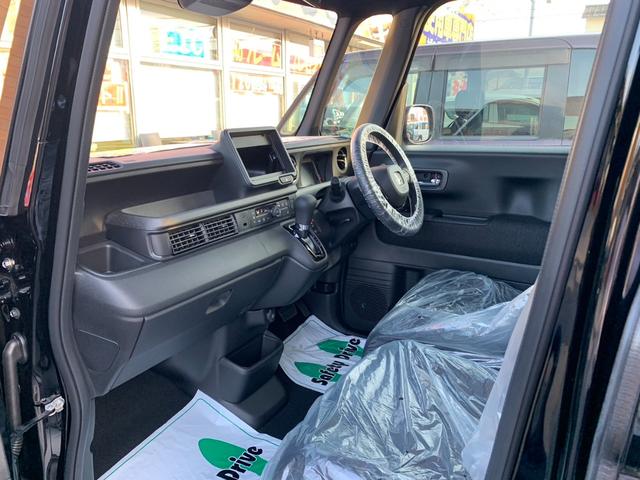 N-BOXカスタム ベースグレード 届出済未使用車 両側スライド片側電動スライドドア スマートキー プッシュスタート バックカメラ 電動パーキングブレーキ オートブレーキホールド オートライト オートエアコン サンシェード(63枚目)