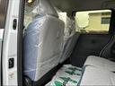ストライプスＧ　届出済未使用車　両側パワースライドドア　スマートキー　プッシュスタート　オートライト　オートエアコン　電動格納ミラー　衝突被害軽減ブレーキ　スマートアシスト（37枚目）