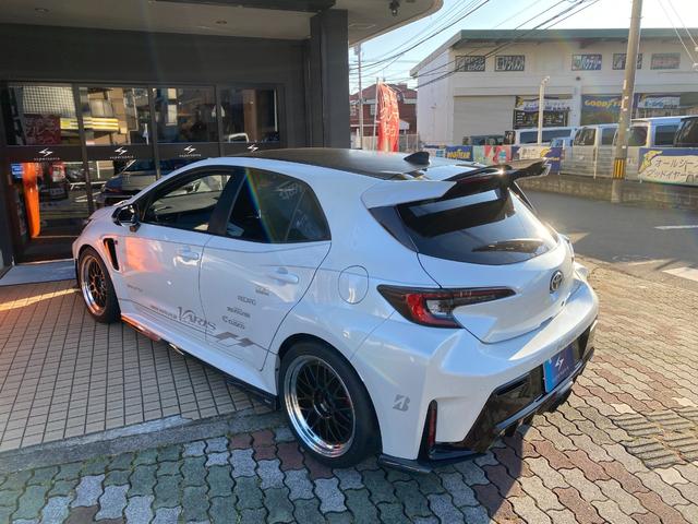 ＧＲカローラ ＲＺ　２０２５年オートサロン出展車両／ＶＡＲＩＳデモカー／ＶＡＲＩＳコラボ・アーミートリックスマフラー／ＨＫＳハイパーマックスＲ／ＶＯＬＫＲＡＣＩＮＧ１８インチＡＷ／ＲＥＣＡＲＯ製ＲＳＧ／純正１０．５型ナビ（7枚目）