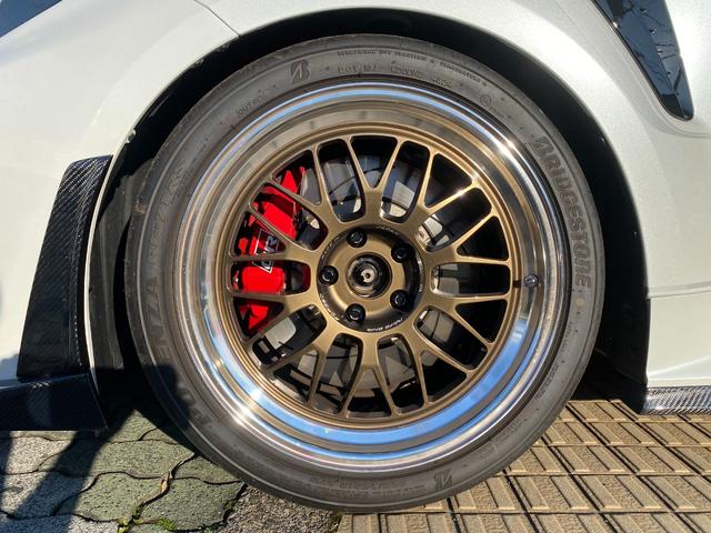 ＧＲカローラ ＲＺ　２０２５年オートサロン出展車両／ＶＡＲＩＳデモカー／ＶＡＲＩＳコラボ・アーミートリックスマフラー／ＨＫＳハイパーマックスＲ／ＶＯＬＫＲＡＣＩＮＧ１８インチＡＷ／ＲＥＣＡＲＯ製ＲＳＧ／純正１０．５型ナビ（25枚目）