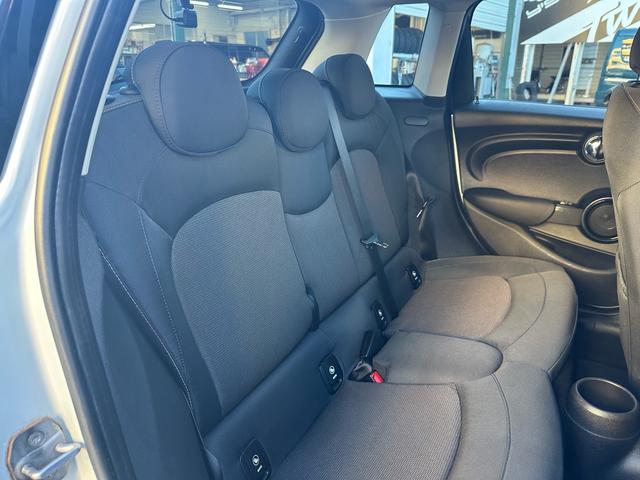 MINI クーパー 純正ナビ コンフォートアクセス LEDヘッドライト ドライブレコーダー(前後カメラ) ETC シートヒーター(21枚目)