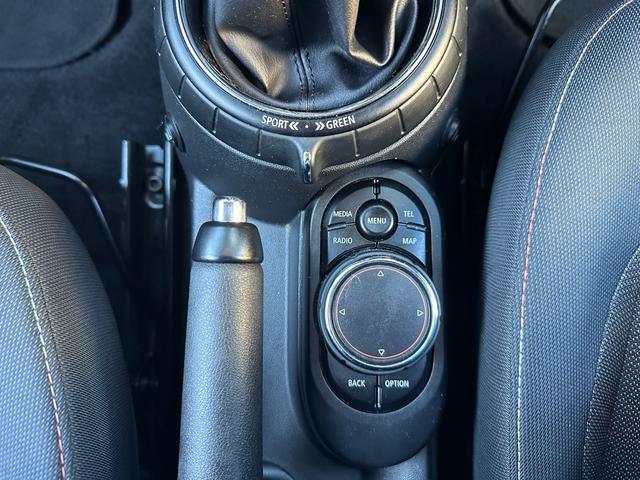 MINI クーパー 純正ナビ コンフォートアクセス LEDヘッドライト ドライブレコーダー(前後カメラ) ETC シートヒーター(28枚目)