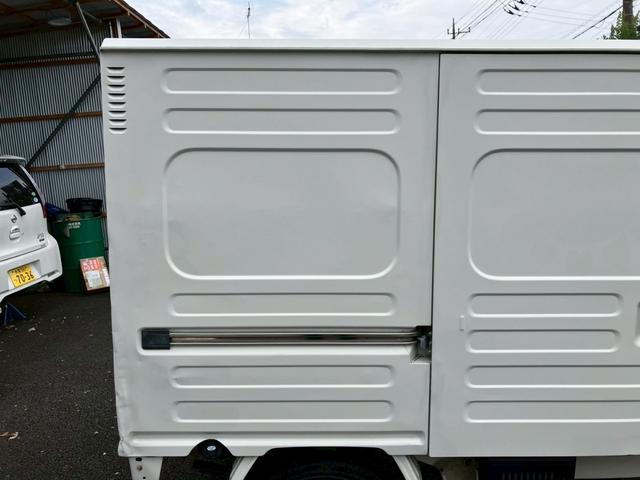 【当社経営理念】・確　実な整備／安価な価格設定の実現／親切、丁寧なお客様対応　ＴＥＬ０４２−５１９−２３４０　営業時間１０：００〜１２：００、１３：００〜１９：００ＪＲ青梅線中神駅より徒歩約５分。