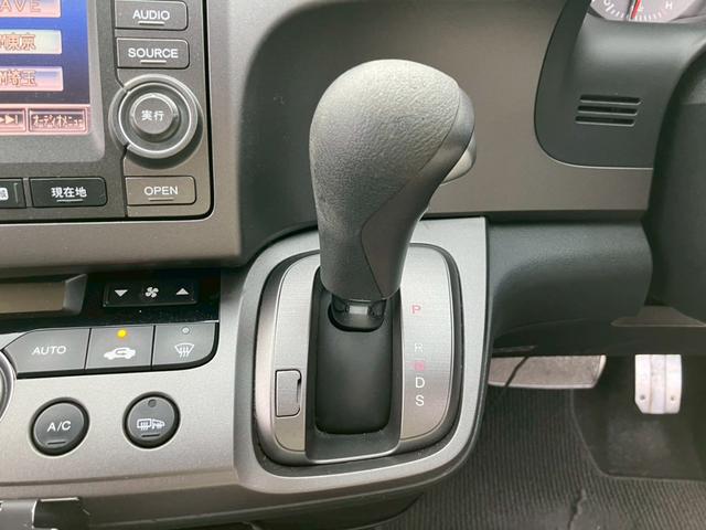 ストリーム RSZ 純正ナビ バックカメラ ETC サンルーフ(53枚目)