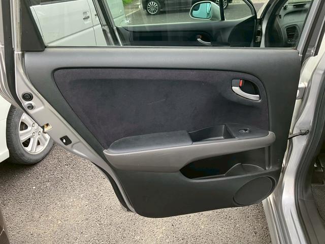 ストリーム RSZ 純正ナビ バックカメラ ETC サンルーフ(59枚目)