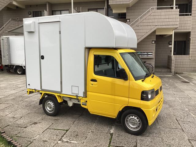 ＳＤ　キッチンカー　ＢＯＸ新品　２面跳上式売り窓　移動販売車　フードトラック　炊き出車　災害避難車　軽キッチンカー　小型移動販売車　走行１．６万キロ台　ソーラーＰ　ＡＴ　ＰＳ　ＡＣ　バックモニター型ドラレコ(17枚目)