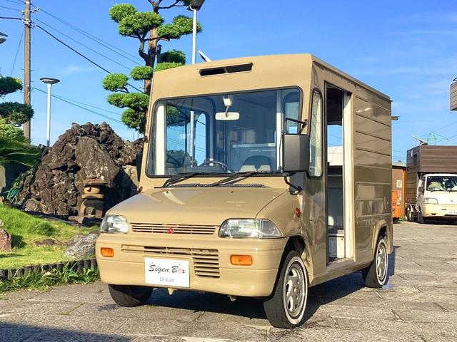 　キッチンカー　移動販売車　軽ウォークスルーバン型　ＭＴ車　エアコン　ＥＴＣ　２槽シンク　給排水タンク　作業台　換気扇　後方販売窓(10枚目)