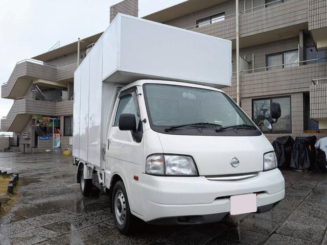 バネットトラック 　キッチンカー　移動販売車　フードトラック　炊出車　ＢＯＸ新品　１面跳上式売窓　２槽シンク　給排水タンク　作業台　ＡＴ　ＰＳ　ＰＷ　エアコン　エアバック　バックモニター型ＤＲ　中型キッチンカー（7枚目）